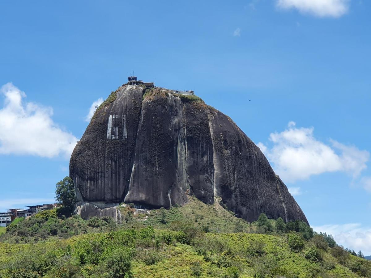 Domus Glamping Guatape Guatapé Exterior foto
